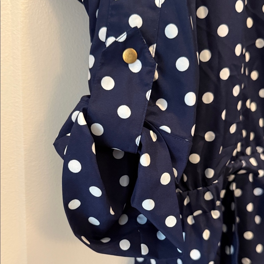 Vince Camuto Dark Blue and White Polka Dot shorts jumpsuit - Picture 3 of 5